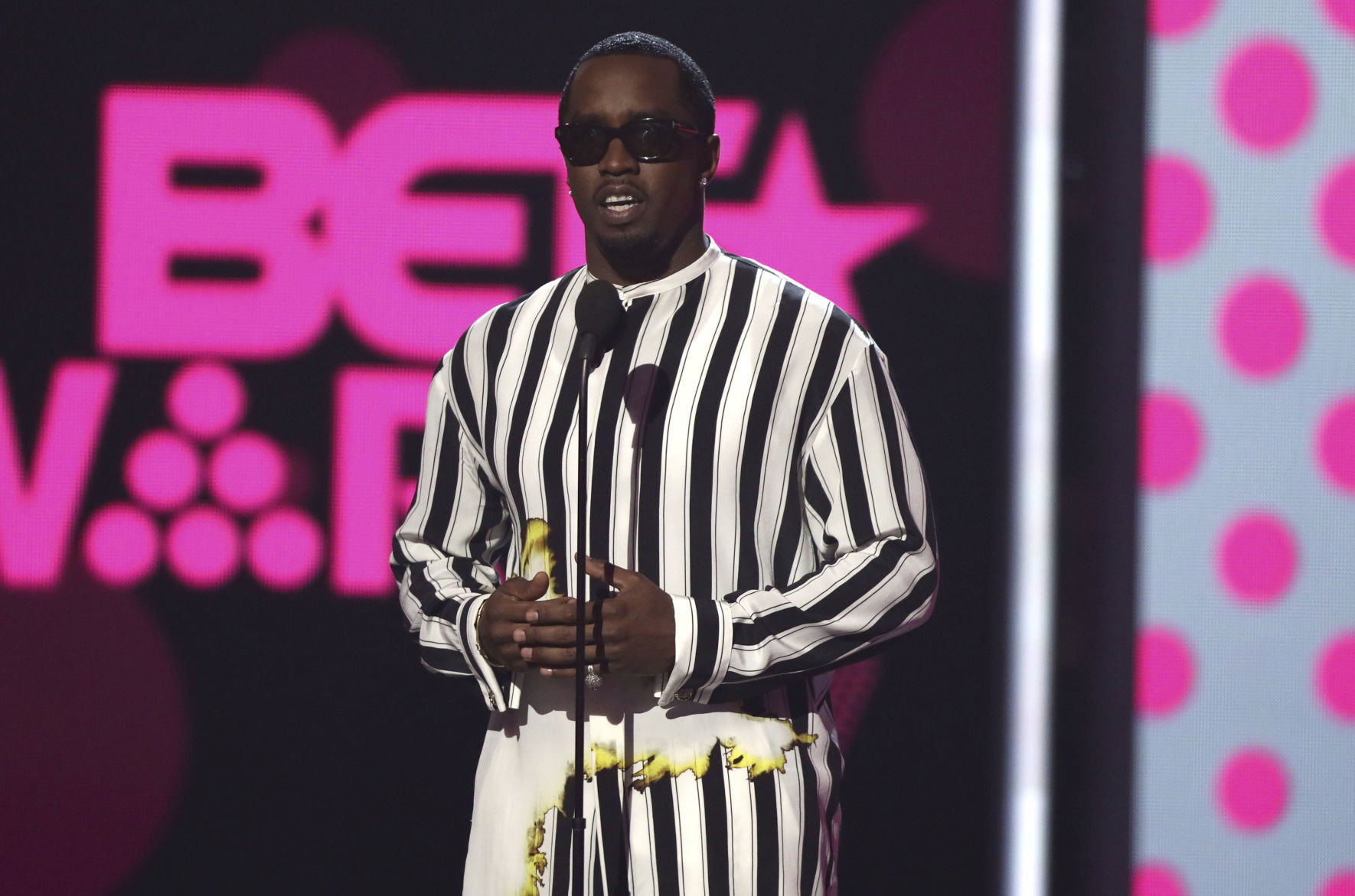 2017 BET Awards - Show